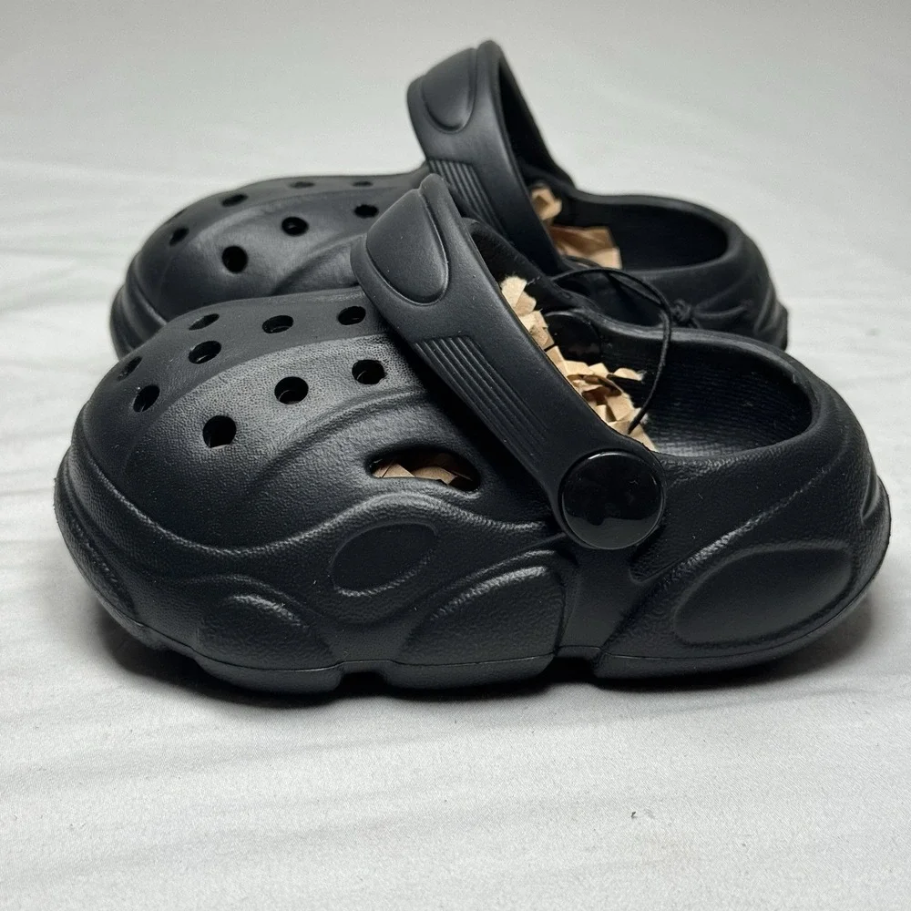 Kids Clogs Sandals Toddler US 3 Black‎ Slip On Lightweight w/ Charms